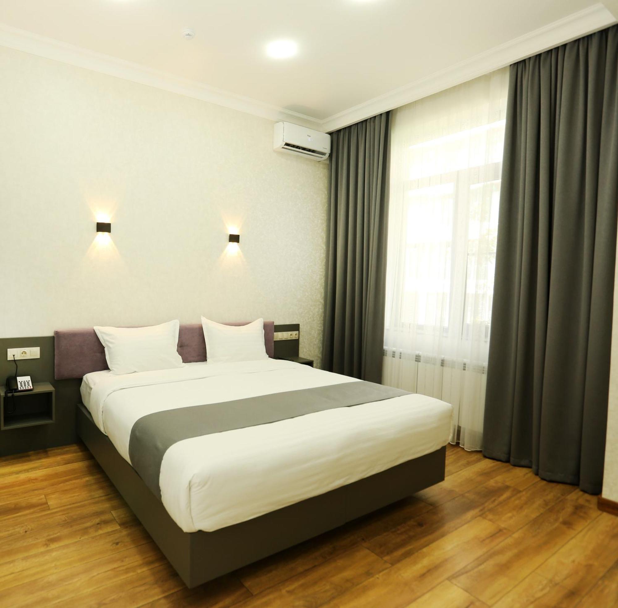 טשקנט Parklane Hotel חדר תמונה